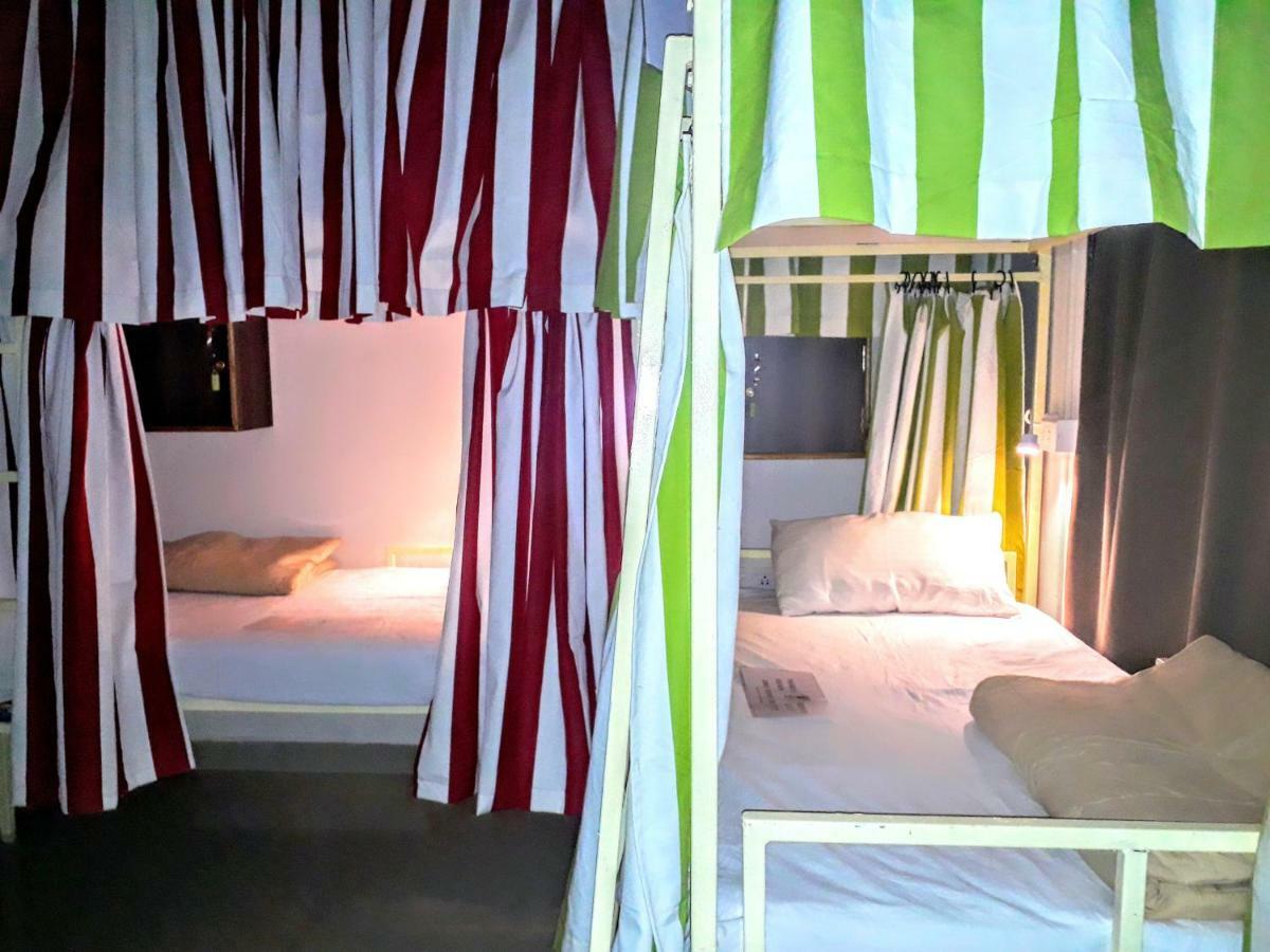 Rainbow Lining Hostels Palolem Exteriör bild